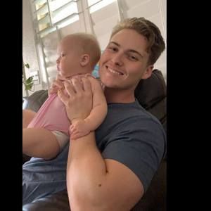 Meet your Posher, Dillon